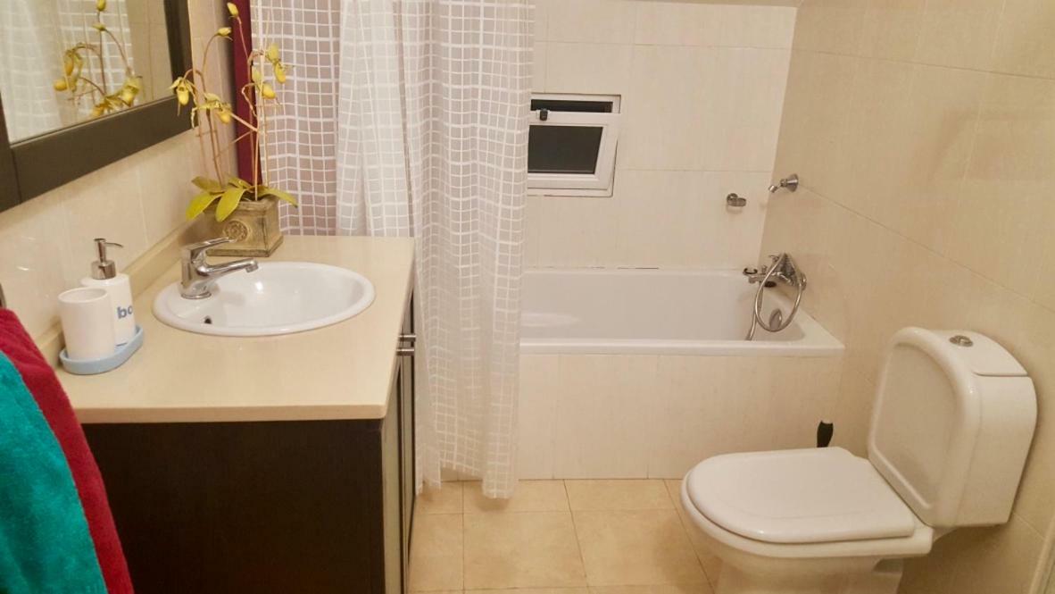 Pink House Apartment Ponta do Sol  Luaran gambar