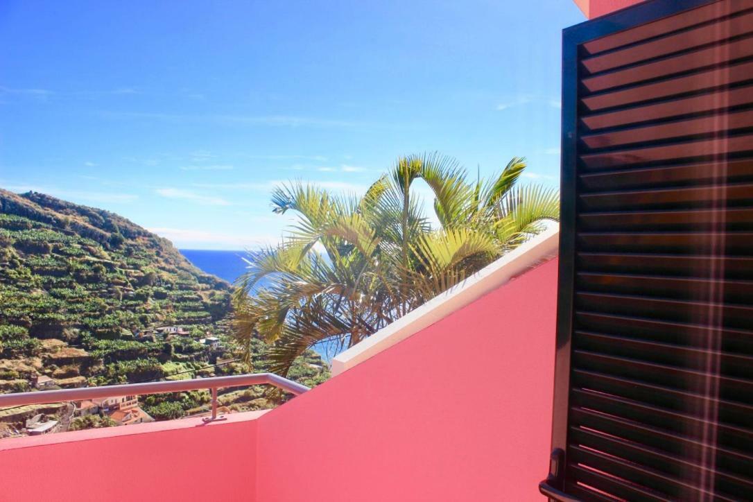 Pink House Apartment Ponta do Sol  Luaran gambar