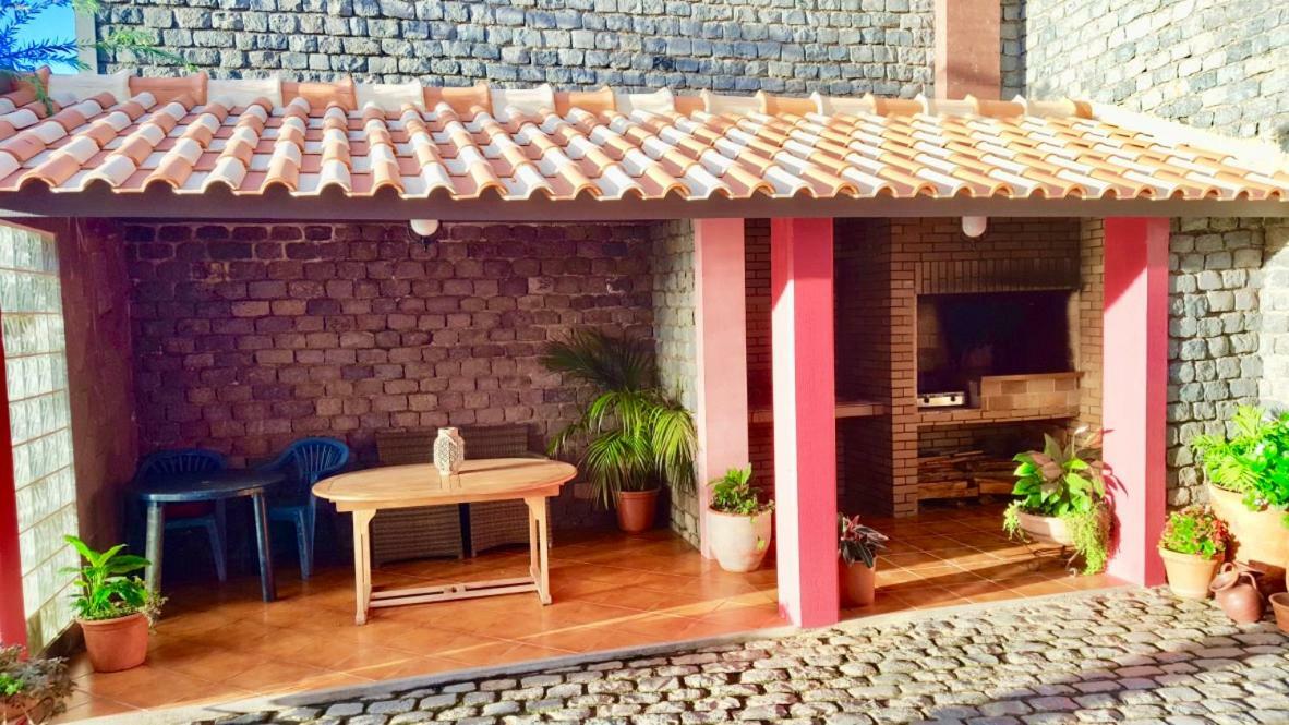 Pink House Apartment Ponta do Sol  Luaran gambar